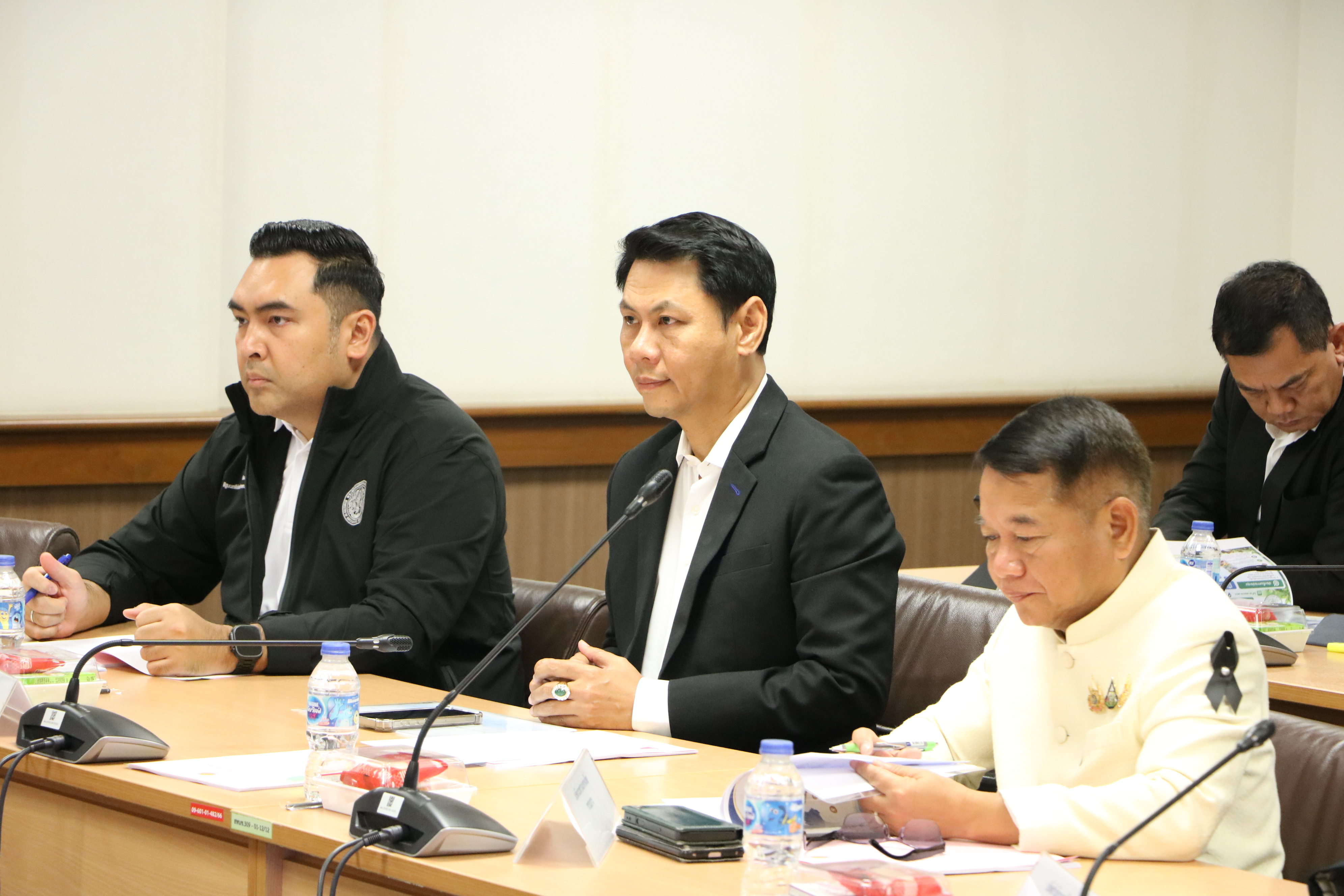 title - รองนายก นั่งหัวโต๊ะประชุมคณะกรรมการแก้ไขปัญหาของสภาเครือข่ายประชาชนอีสาน (สอส.) สภาประชาชน 4 ภาค ครั้งที่ 1/2569 